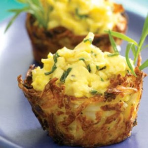 scrambled-egg-potato-baskets
